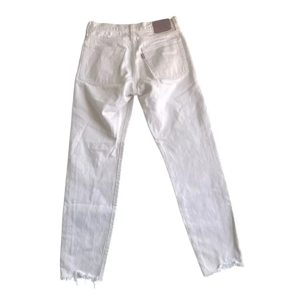 Levi’s Premium Wedgie Straight High Waist Raw Hem Eggshell White E Jeans sz 26